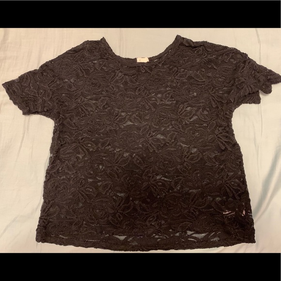 Black floral lace boxy tshirt - Picture 1 of 2